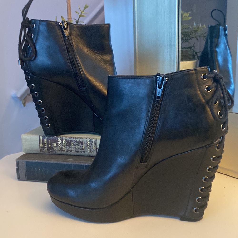 Punk rock Leather Lace up heel wedge by Gianni Bini